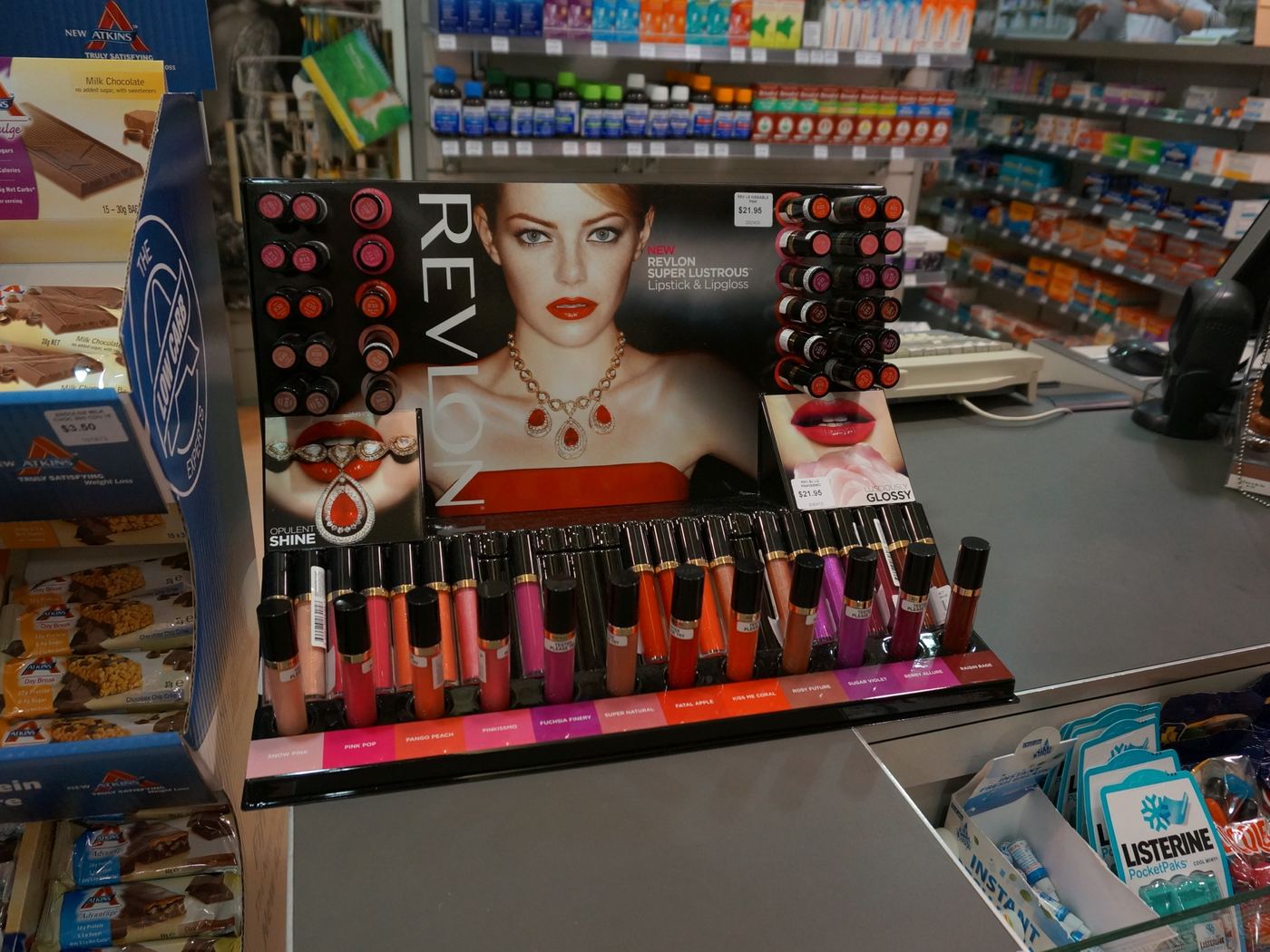 Cosmetics counter merchandiser